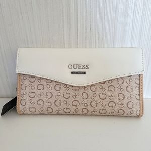 Brand New GUESS Wallet Signature Logo
